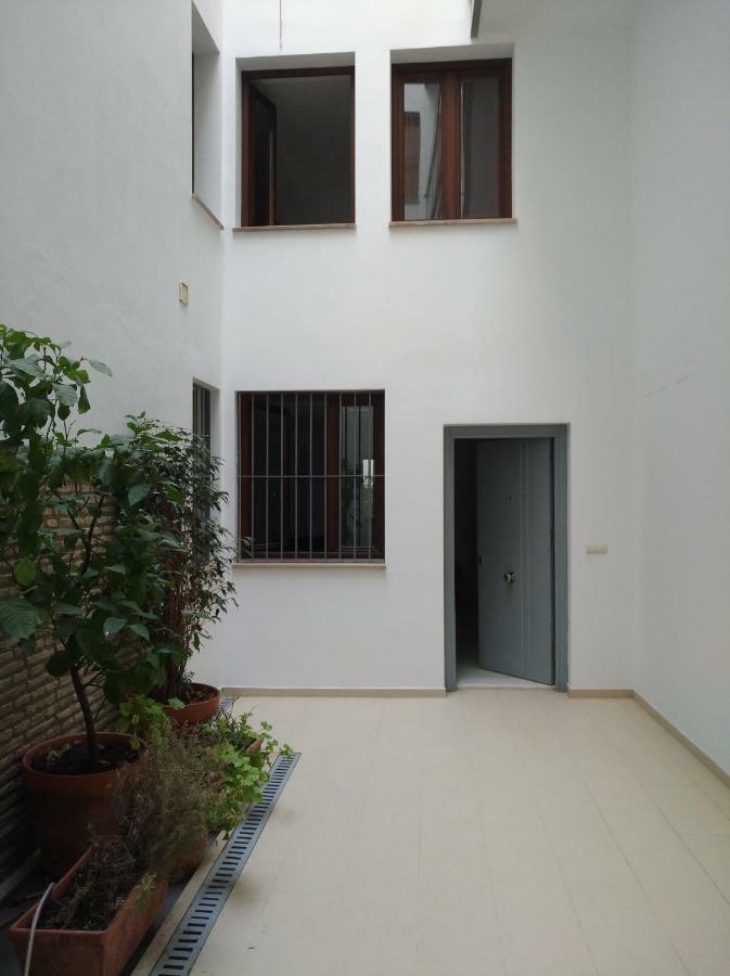 Rentalsevilla Espacioso Duplex En La Puerta Real ภายนอก รูปภาพ