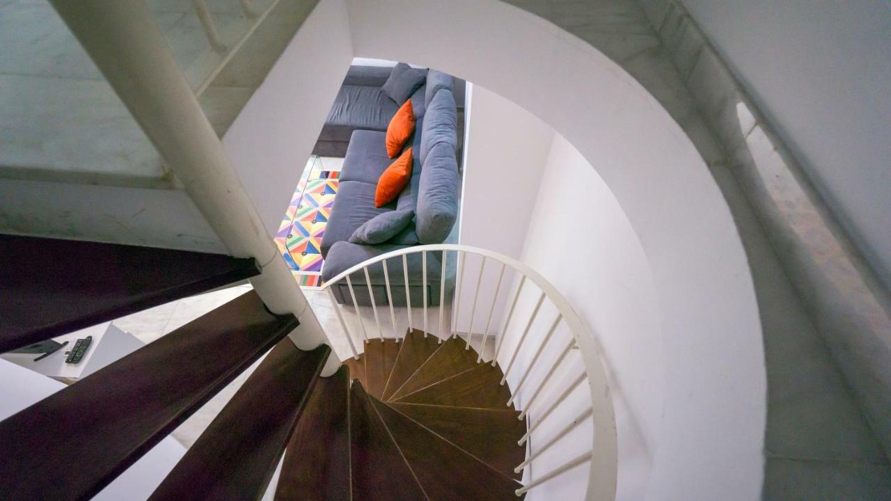 Rentalsevilla Espacioso Duplex En La Puerta Real ภายนอก รูปภาพ